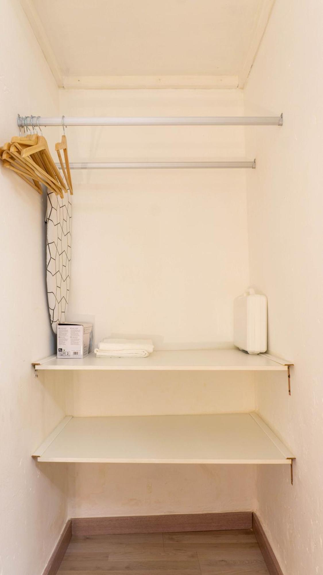 Apartamento Souvenirs Малага Экстерьер фото